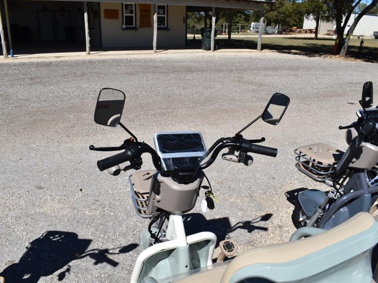 sdlanch-irgc40-electric-cart-(serial-#-h52zyf7t1sa013961)-(k)-image-5