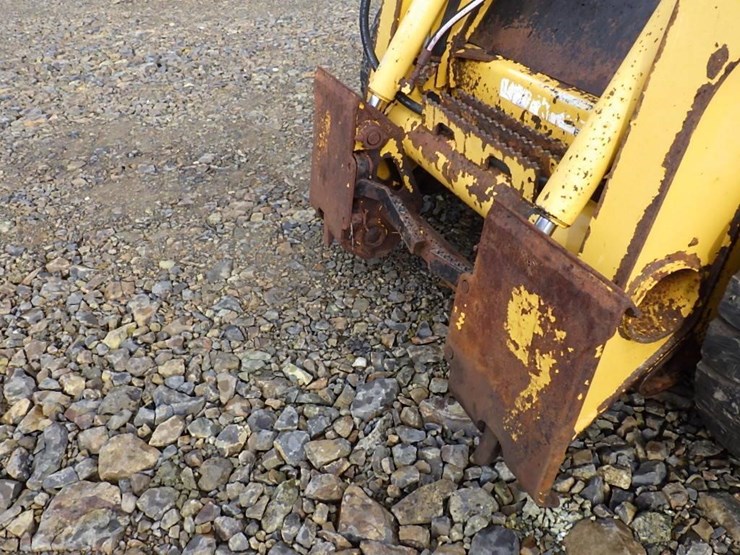 john-deere-317-image-18