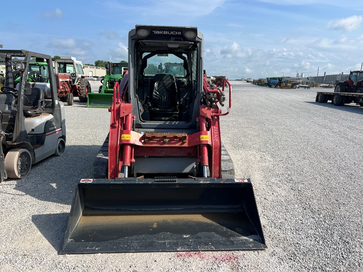 2018-takeuchi-tl12r2-image-2