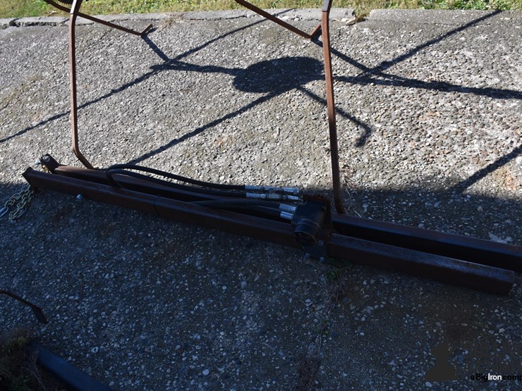 american-machine-6-row-corn-reel-w/brackets-image-8