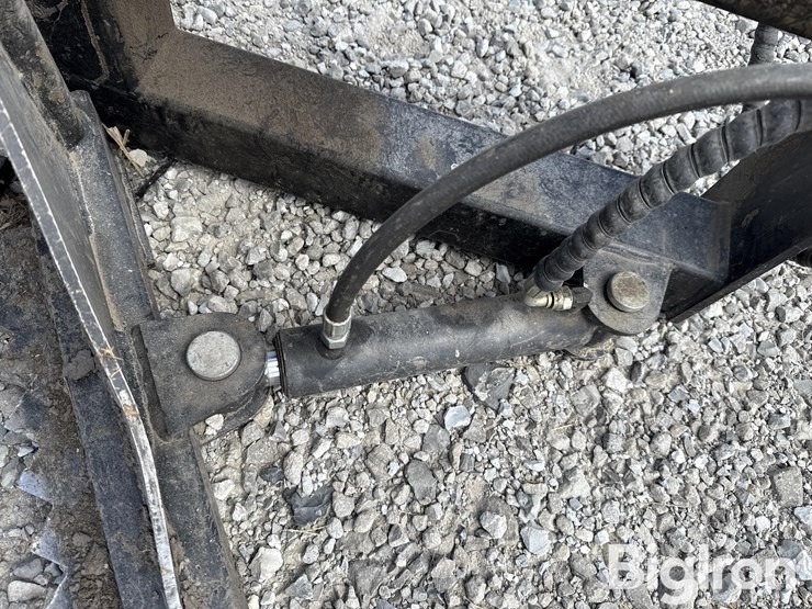 skid-steer-post-&-tree-puller-image-10