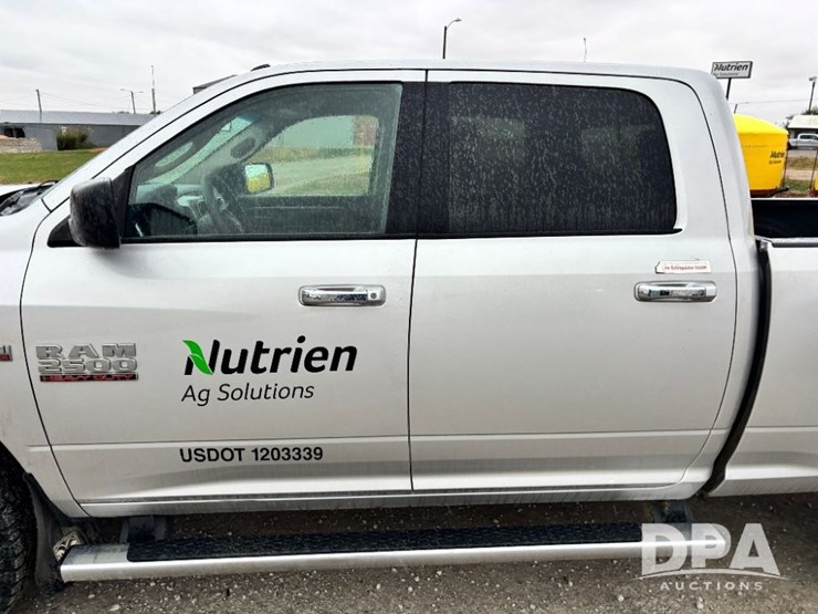 2017-ram-2500-heavy-duty-slt-4x4-pickup-(gp11747,-unit-98702)-image-25