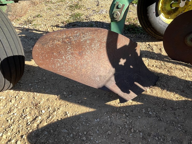 john-deere-2500-image-12