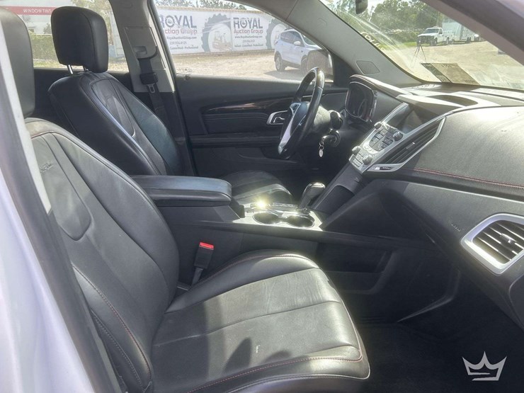 2015-gmc-terrain-suv-image-14