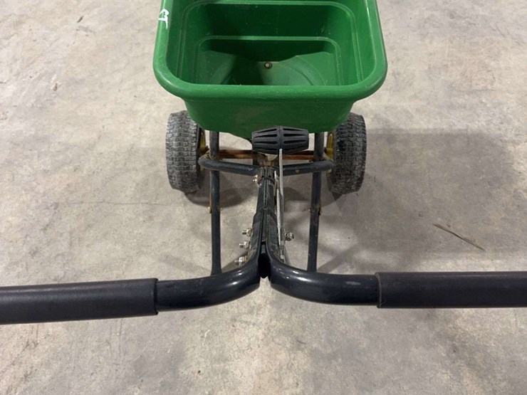 john-deere-la-image-2