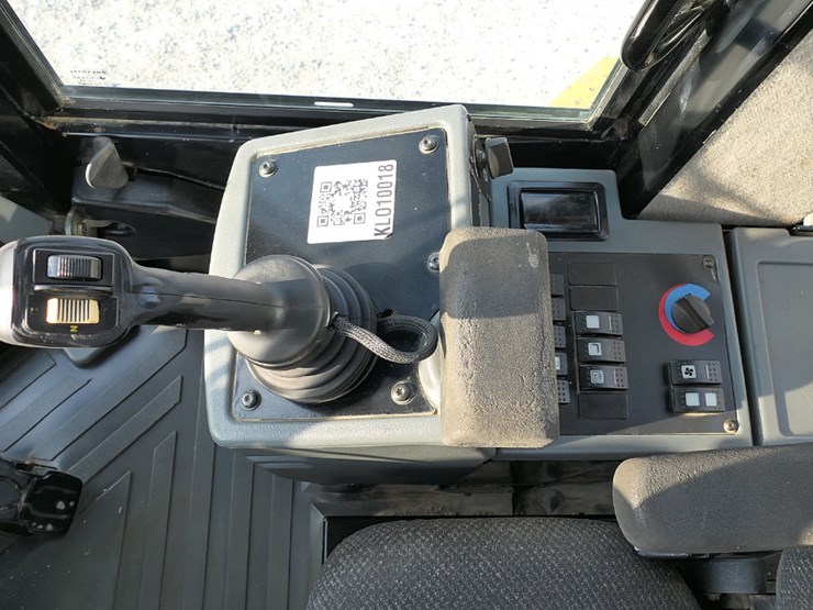 2014-caterpillar-924h-image-34