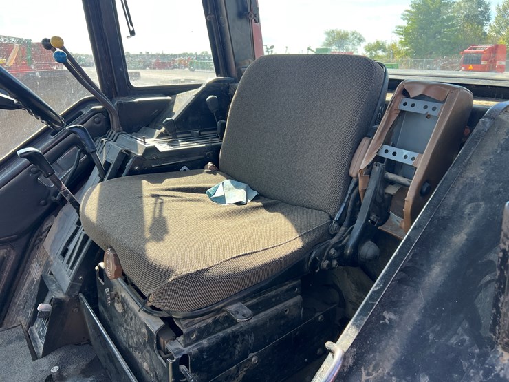 case-ih-5088-image-13