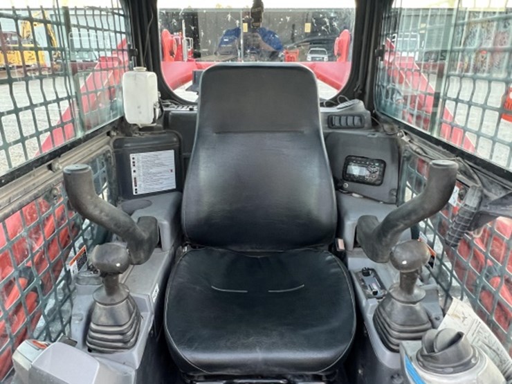 kubota-svl97-2-image-9