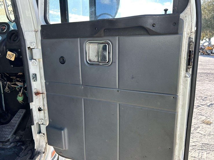 2019-autocar-xpeditor-image-13