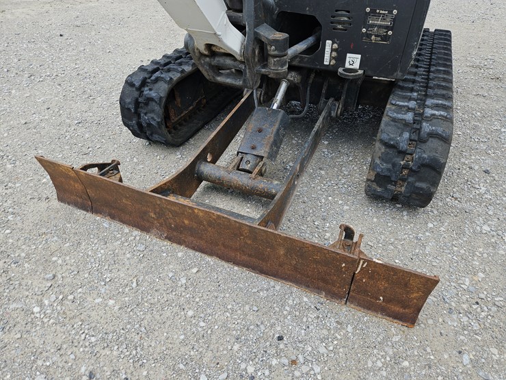 2016-bobcat-e20-image-5