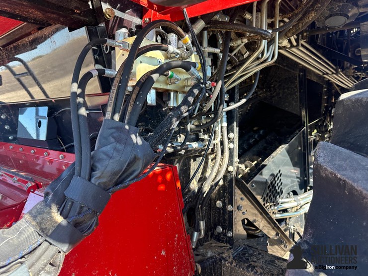 2023-case-ih-6150-image-17