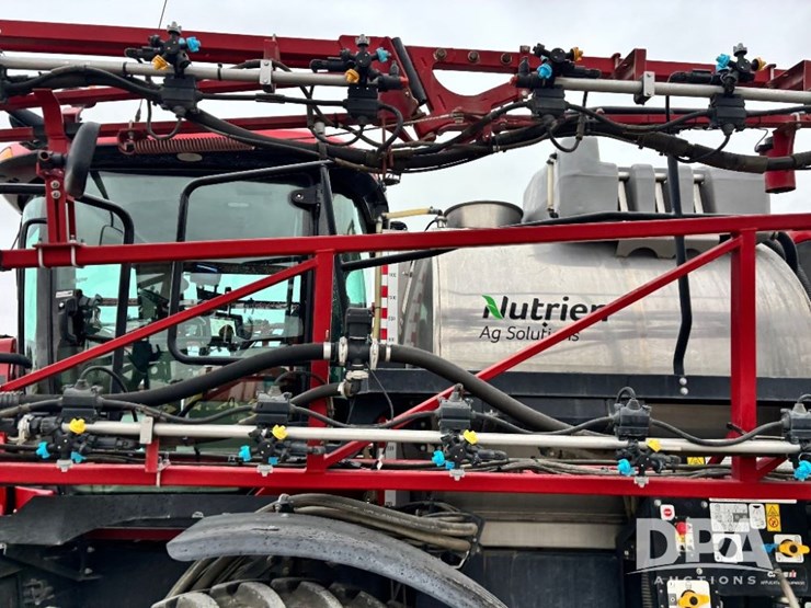 2019-case-ih-patriot-4440-image-79