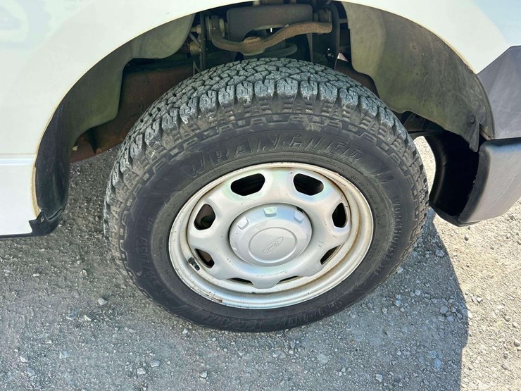 2010-ford-f150-image-22