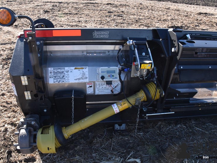 2022-drago-gt-6r30-corn-head-image-17