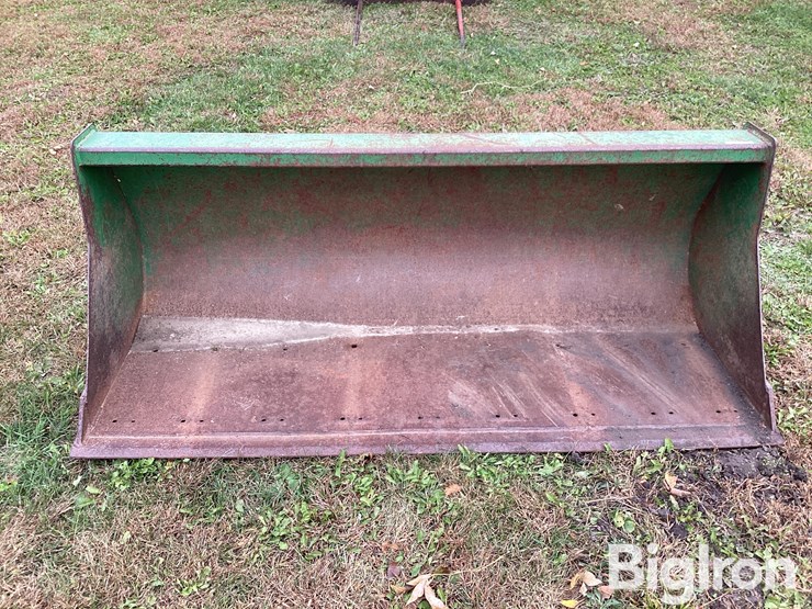 john-deere-72-image-2