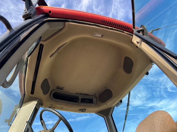 2001-case-ih-mx240-image-12