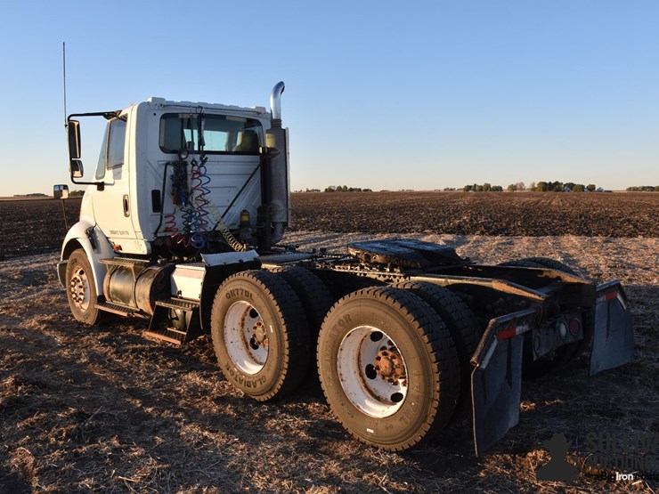 2007-international-8600-image-7