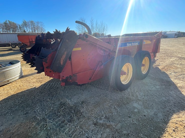 new-holland-195-image-4