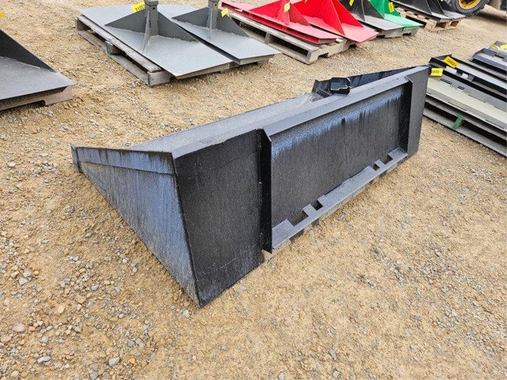 #3018-•-72"-material-bucket-image-2