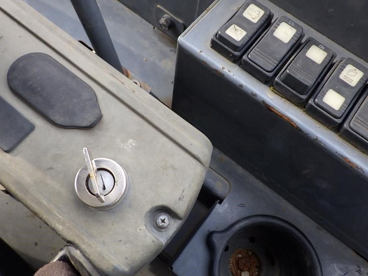 takeuchi-tb260-image-30