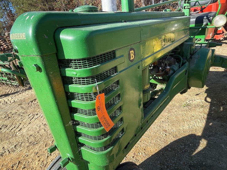 john-deere-b-image-5