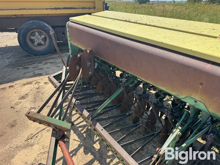 john-deere-8300-image-14