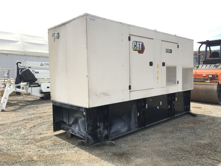 2020-caterpillar-c15-image-2