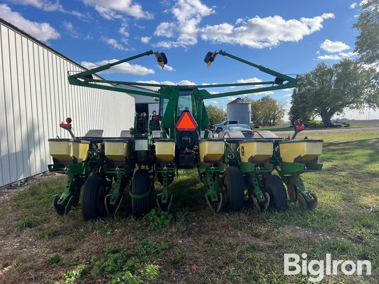 john-deere-1760-image-6