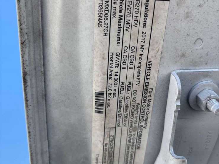 2017-ford-f350-image-22