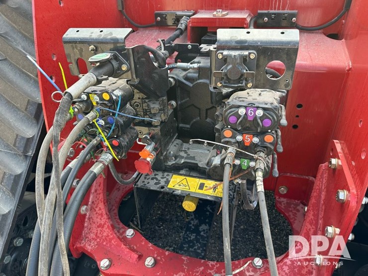 2025-case-ih-steiger-715-quadtrac-tractor-(np6212)-image-18