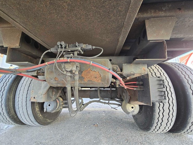 2015-great-dane-trailer-image-6