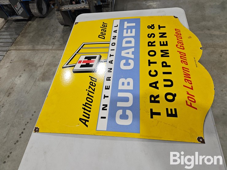 international-cub-image-2