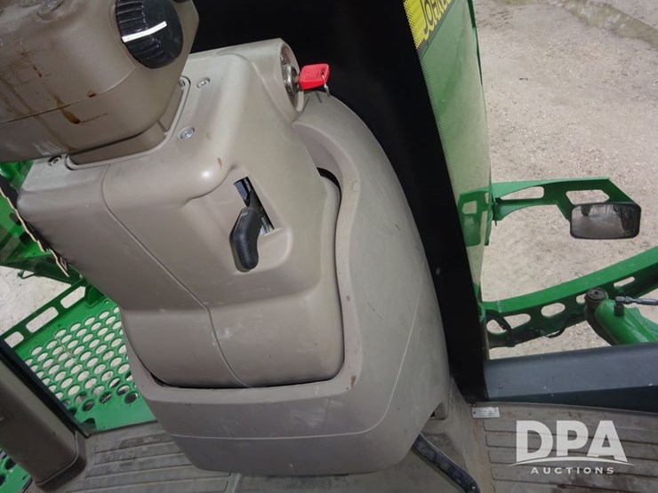 2017-john-deere-r4038-image-128