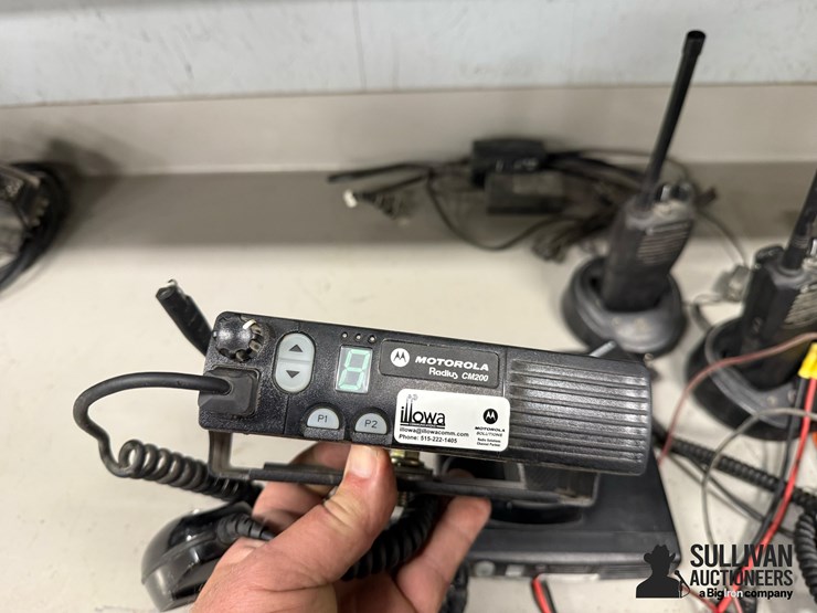 2-way-radios-image-18