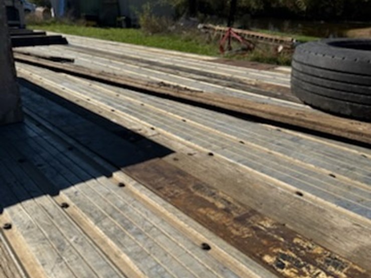 2008-fontaine-step-deck-image-12