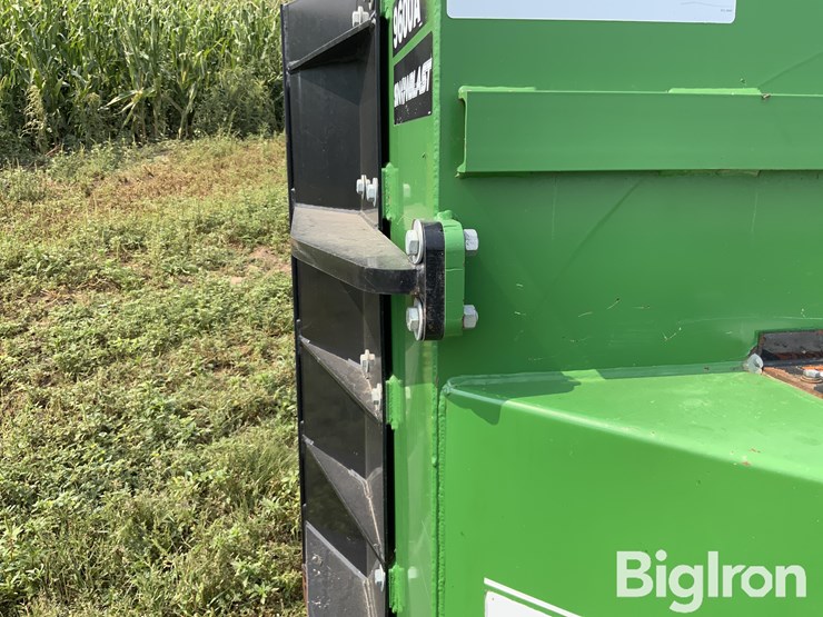 snowblast-9600a-3-pt-snow-blower-image-17