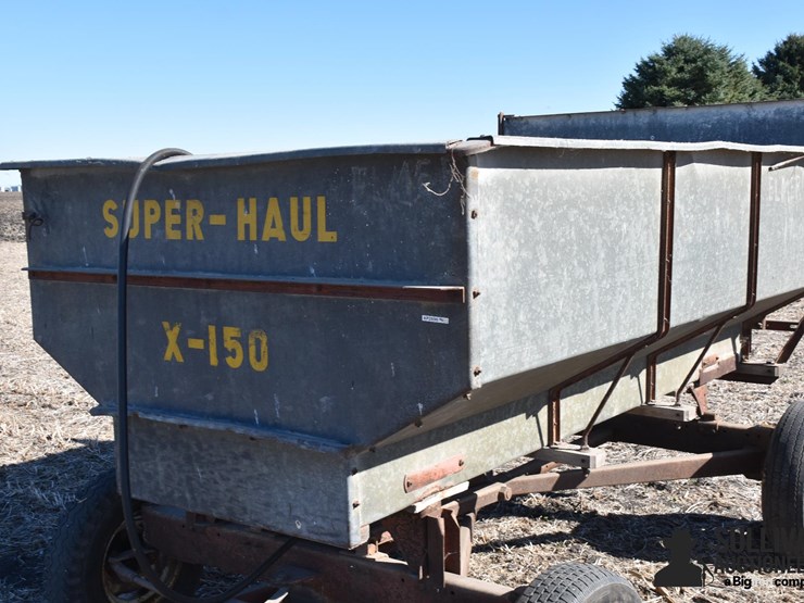 super-haul-f-150-wagon-w/hoist-image-11