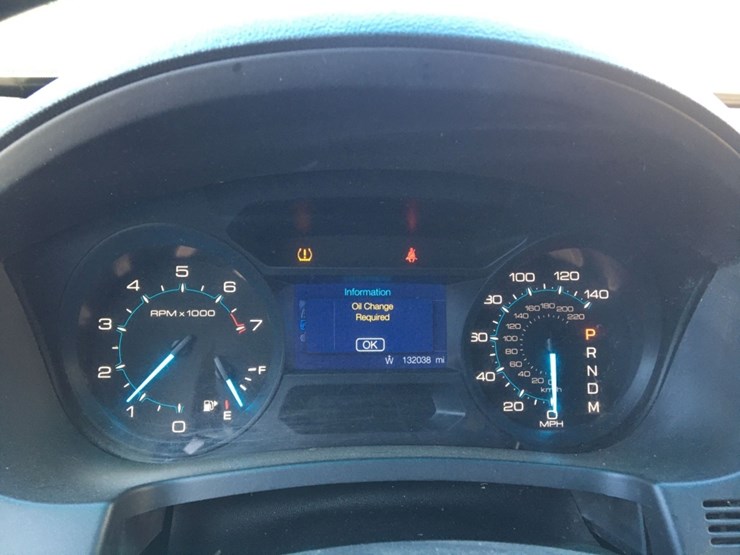 2013-ford-explorer-xlt-image-8