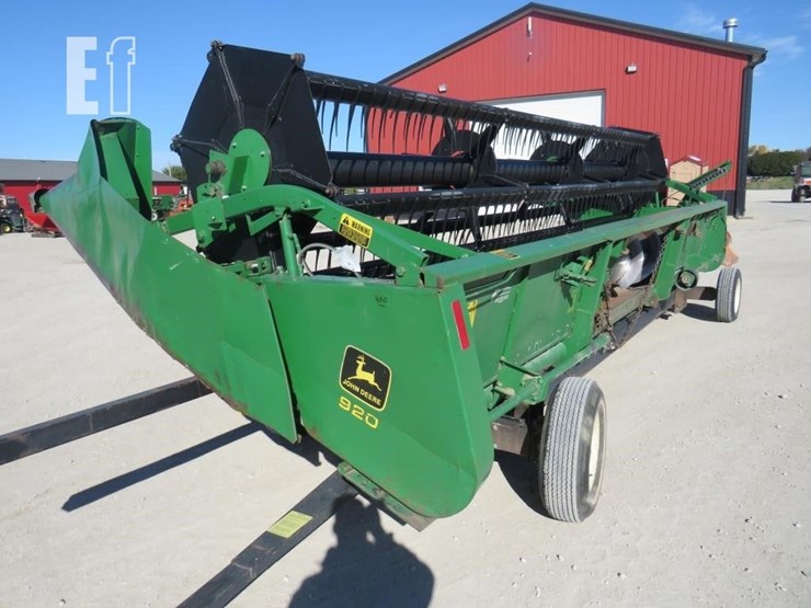 john-deere-920-image-1