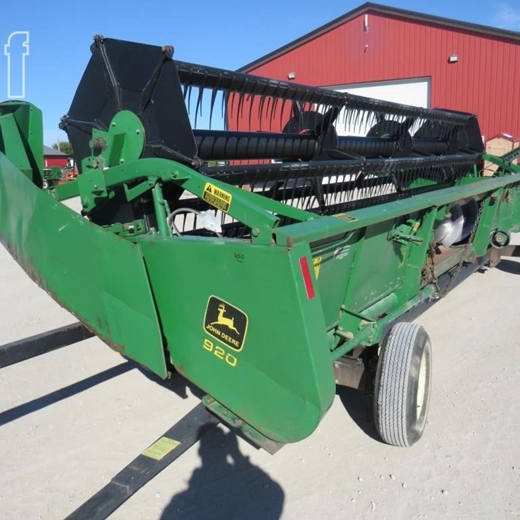 JOHN DEERE 920