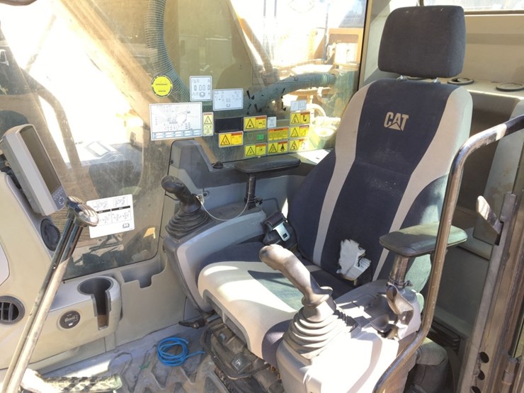 2013-caterpillar-336e-image-7