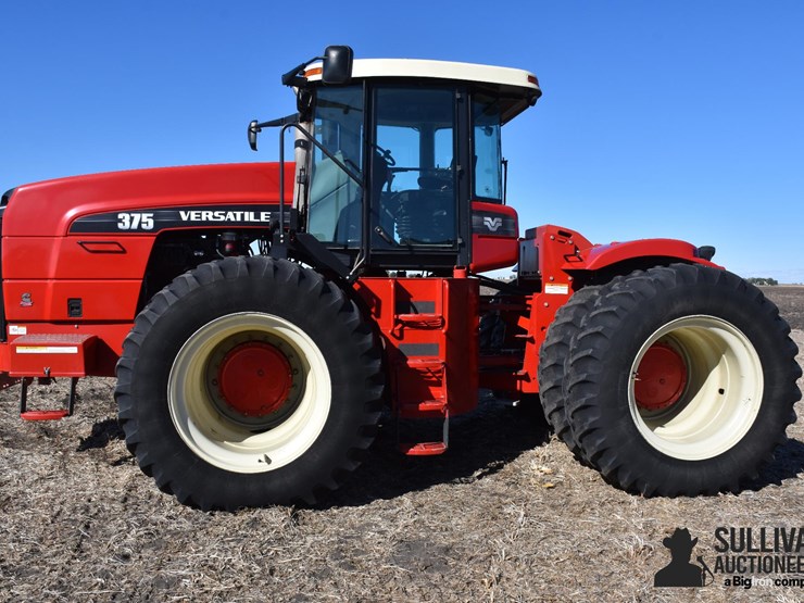 2010-versatile-375-image-8