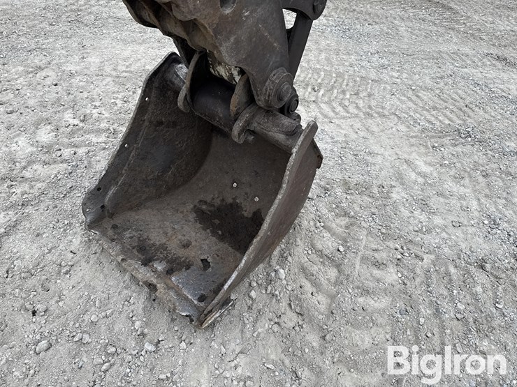 2005-bobcat-337g-image-20