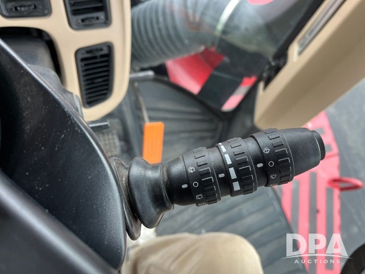 2025-case-ih-steiger-715-quadtrac-tractor-(jn3260)-image-82