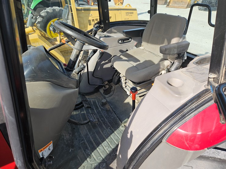 2009-case-ih-farmall-95-image-8