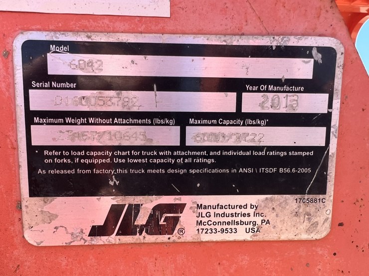 2013-sky-trak-6042-image-9