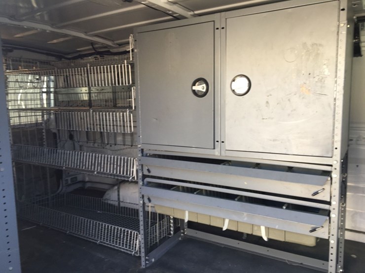 2010-ford-e250-image-14