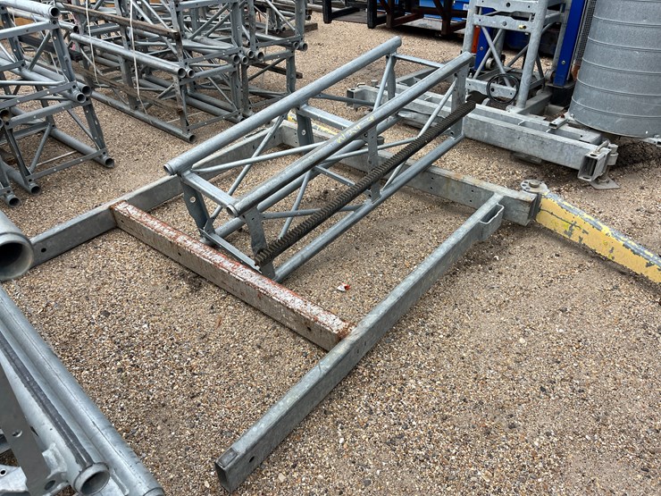 #2788-•-hek-tpm1600sd-electric-mast-climbing-work-platform/material-hoist-image-6