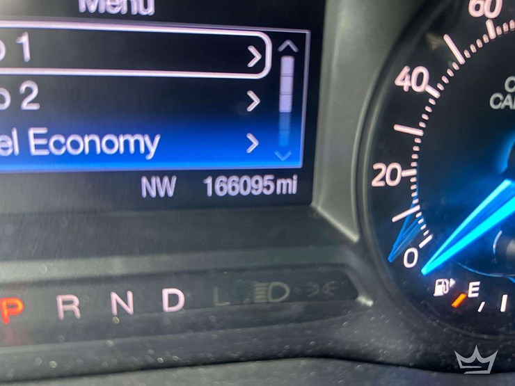 2016-ford-explorer-image-6