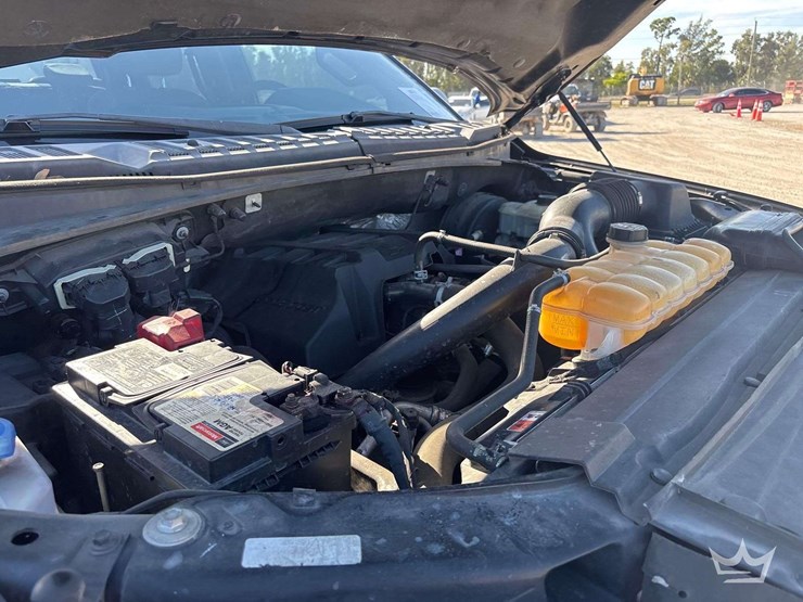 2015-ford-f-150-crew-cab-pickup-truck-image-6